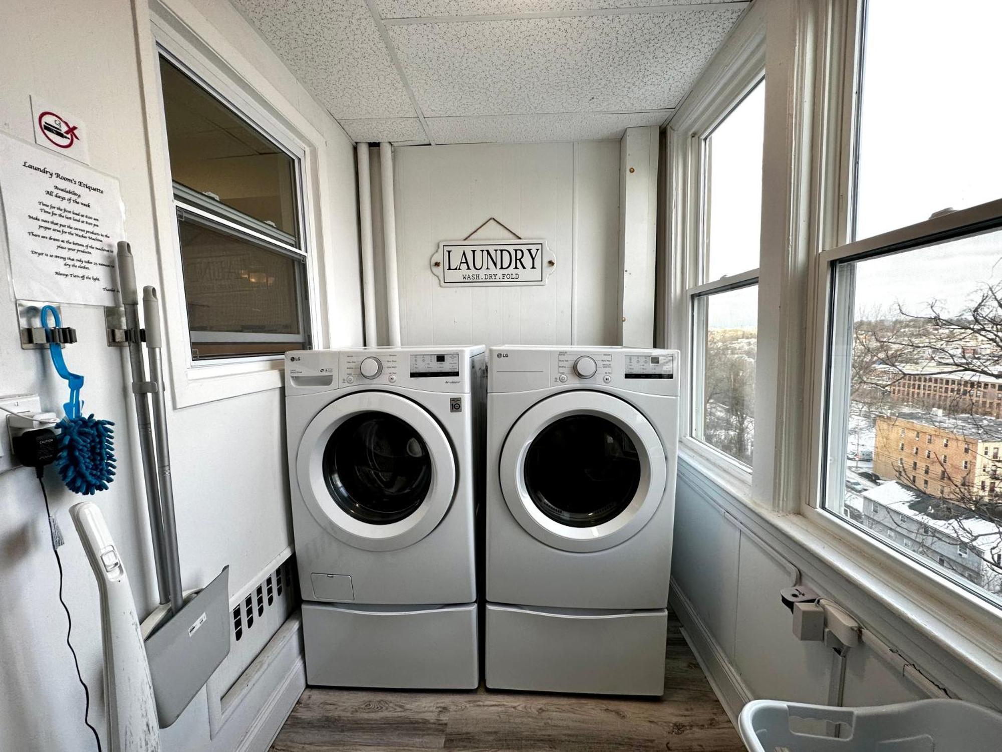 3-A Diamond In Yonkers, Ny Apartment Bagian luar foto